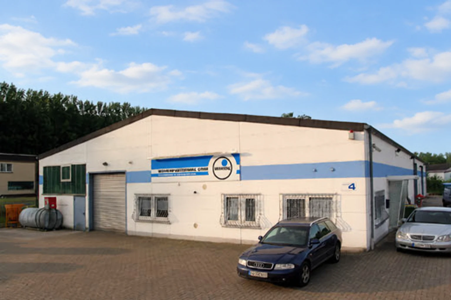 Lager und Büro in Sainscheid